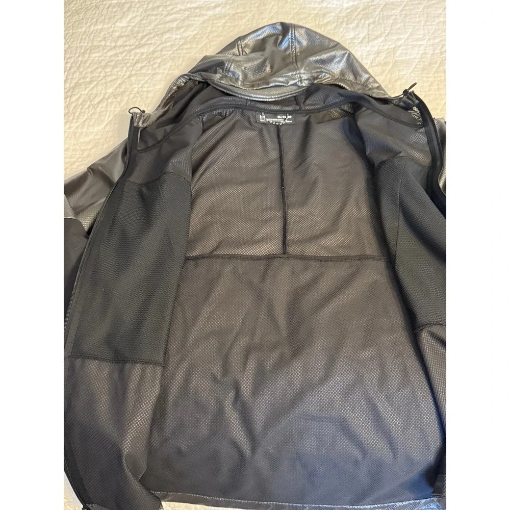 Like new Mens XL‎ Under Armour UA Unstoppable Storm swacket Hooded Jacket